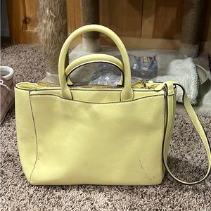 Light yellow purse